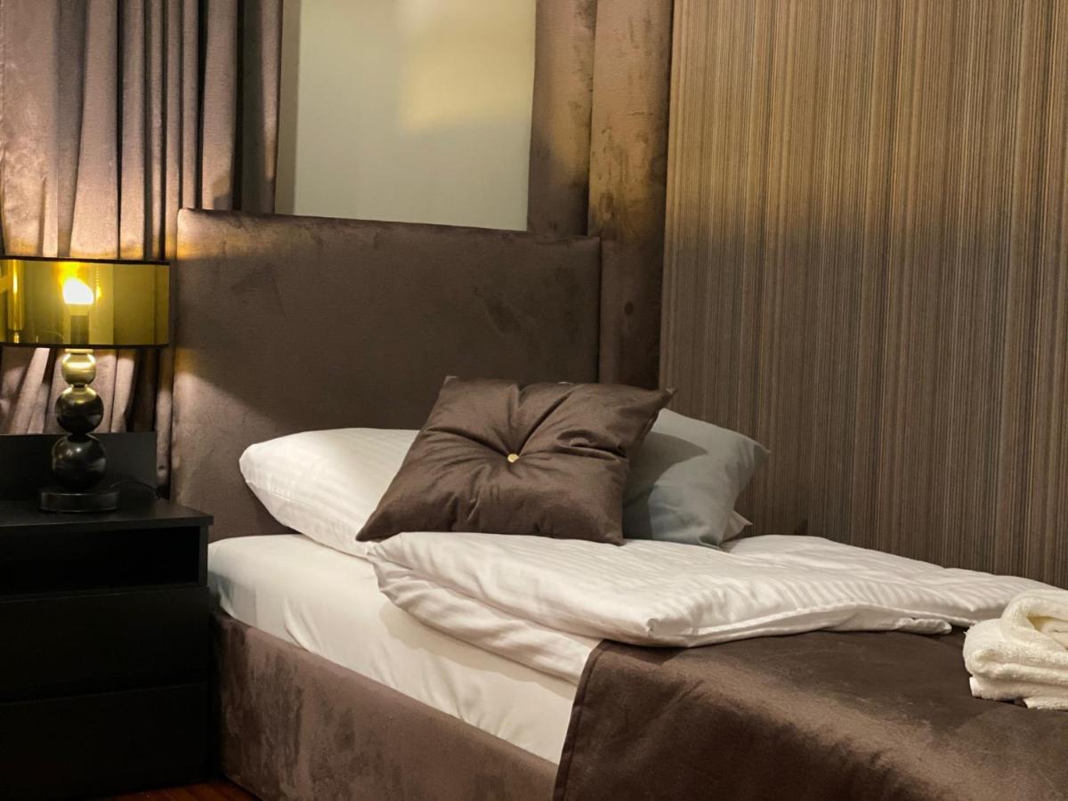 Family & Business Sauna Apartments Klonowa Nad Zalewem, Unikat Spa Kielce Bagian luar foto